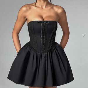 Evie Black Strapless Dress